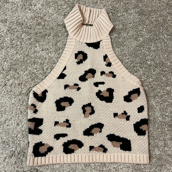 madrag Tops - Cheetah Print Top